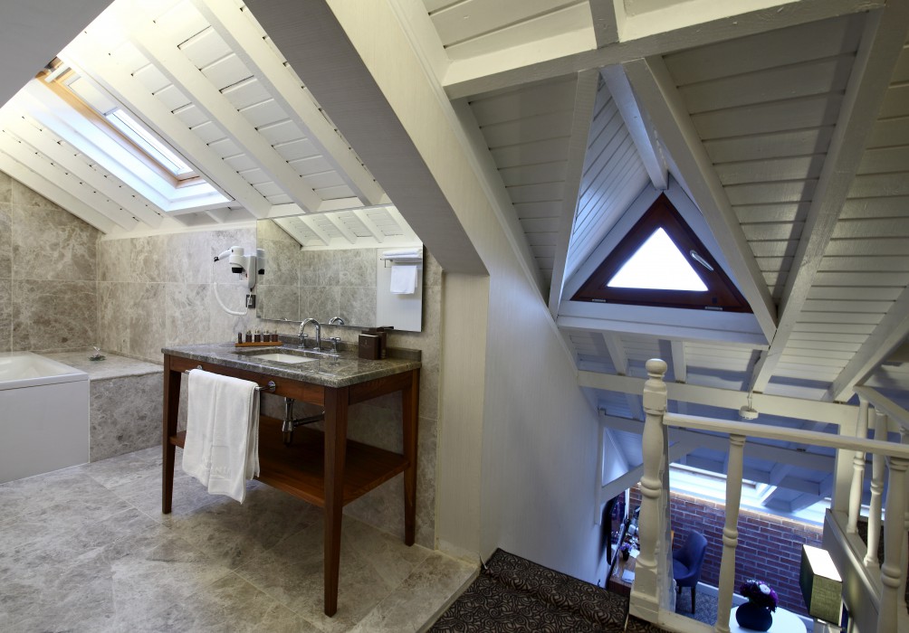 Montania Special Class Hotel