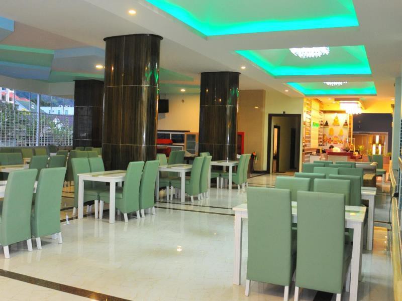 Addplus Hotel & Spa