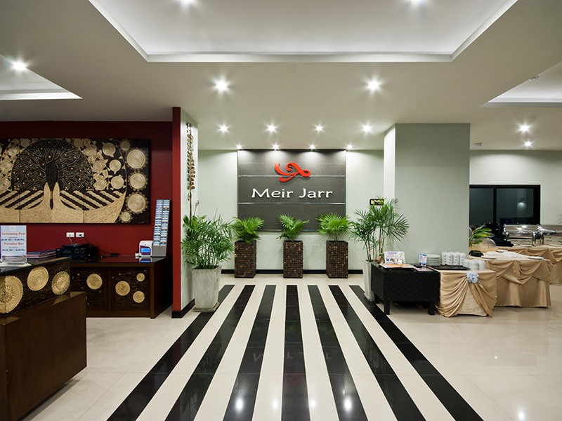 Meir Jarr Hotel Patong