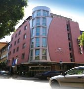 Art Plaza Hotel