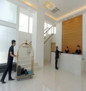 aurumOne Makati