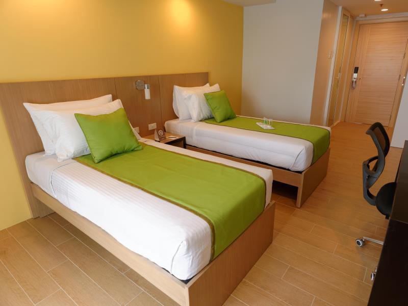 aurumOne Makati