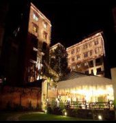 Hotel Tibet International