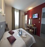 My Suite Maisons-Lafitte Hotel