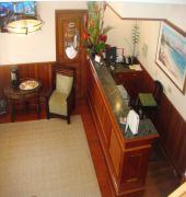 Lahaina Inn