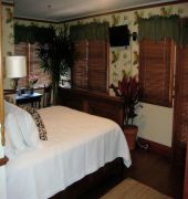 Lahaina Inn