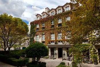 Le Pavillon de la Reine | Quartier Marais Paris