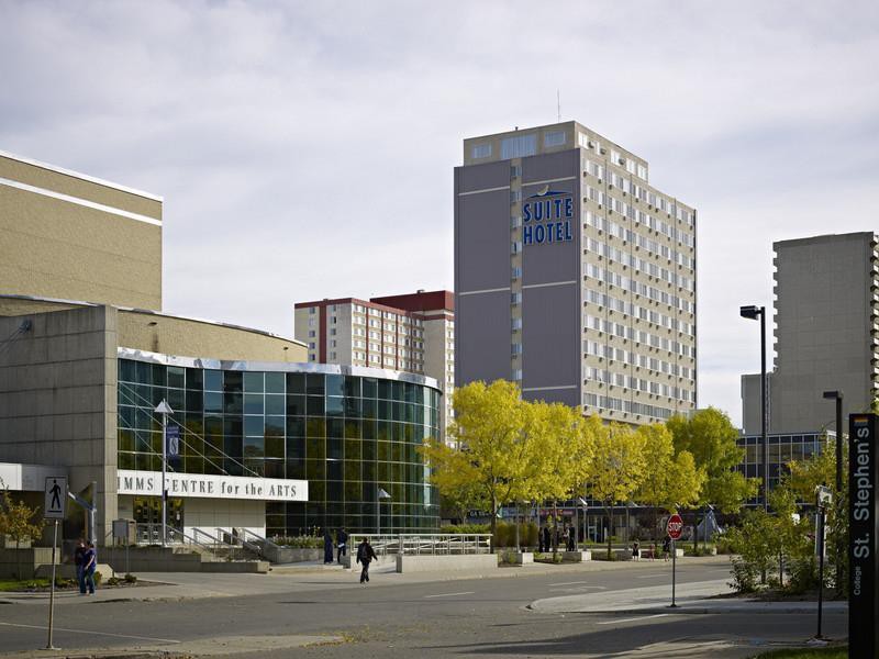 Campus Tower Suite Hotel