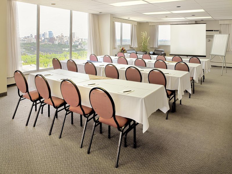 Campus Tower Suite Hotel