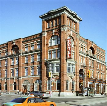 Gladstone Hotel