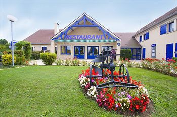 Hotel Kyriad ETAMPES