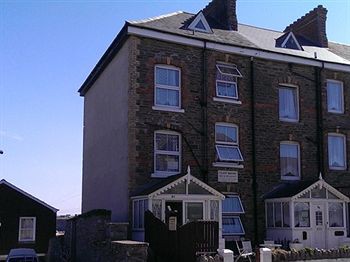 Cliff House - B&B