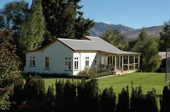 Willowbrook B&B and Cottages