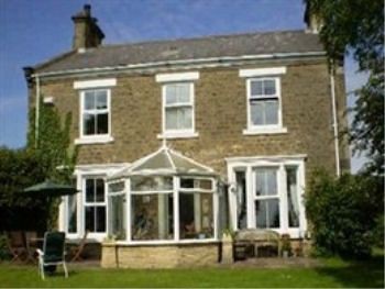 Dowfold House Bed and Breakfast