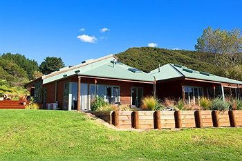 Waoku Lodge