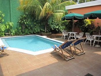 Hotel El Almendro