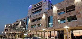Lansmore Masa Square