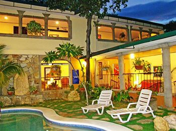 Hotel Colonnade