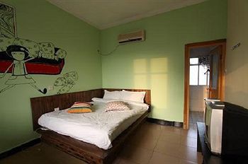 Wada Hostel