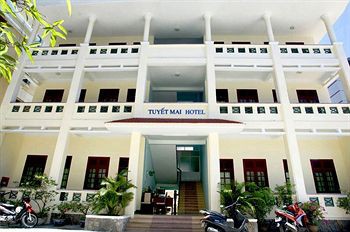 Tuyet Mai Hotel