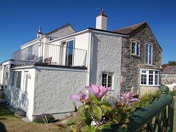 Tregaddra Farm Bed & Breakfast