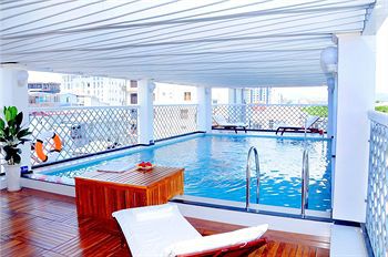 Moonlight Hotel Hue