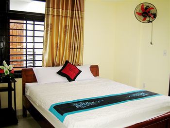 Champa Hotel