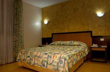 Hotel Master Express Perimetral