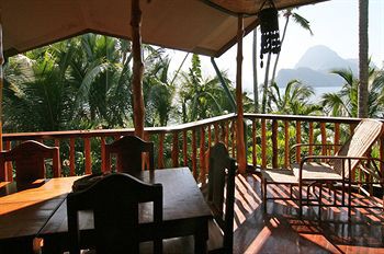 La Salangane Caalan Beach Villa