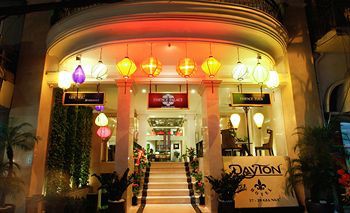 Essence Palace Hotel