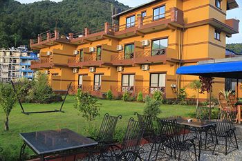 Hotel Lakefront