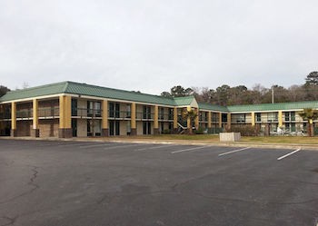 Econo Lodge Near Fort Stewart