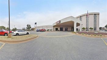 Clarion Hotel