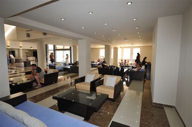Hotel Capital Coast Resort And Spa