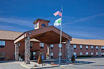 Holiday Inn Express Fremont (Angola Area)