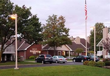 Hawthorn Suites by Wyndham Tinton Falls