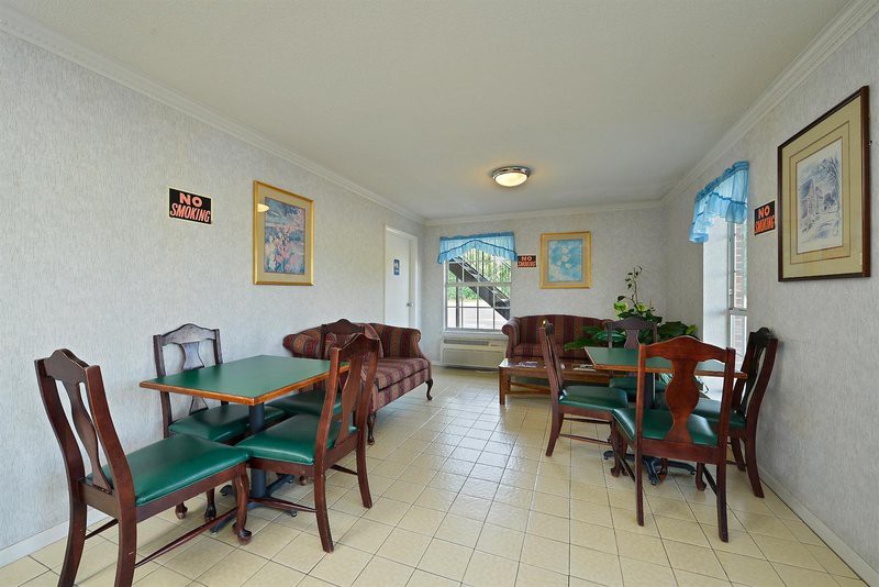 Americas Best Value Inn-Winnsboro