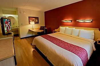Red Roof Inn Tinton Falls - Jersey Shore