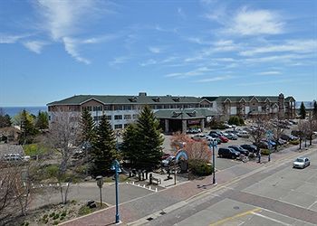 Comfort Suites Canal Park