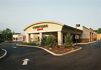 Courtyard by Marriott Montvale