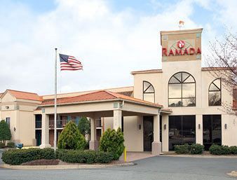 Super 8 by Wyndham Huntersville/Charlotte Area