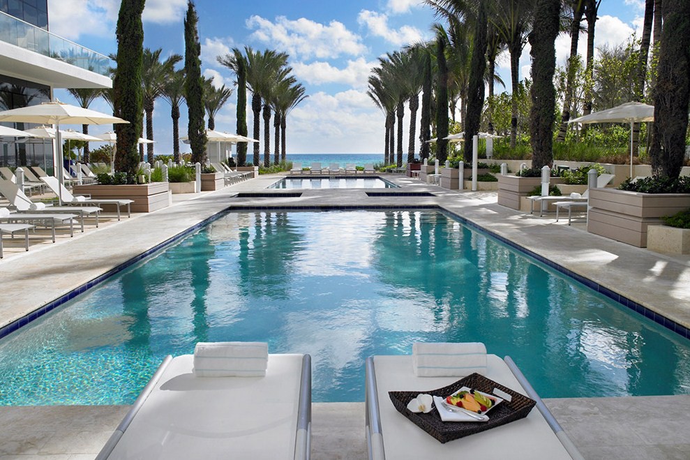 Grand Beach Hotel Surfside