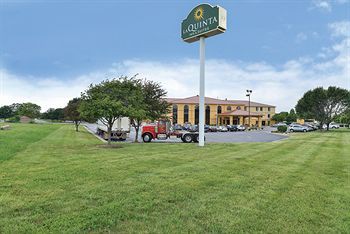 La Quinta Inn & Suites