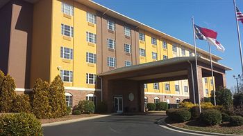Comfort Suites Pineville