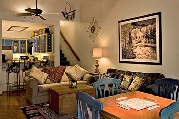 Junipine Resort
