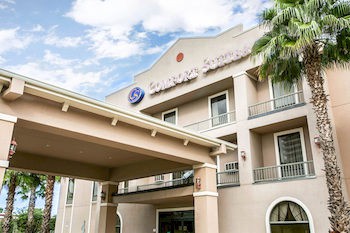 Comfort Suites Willowbrook