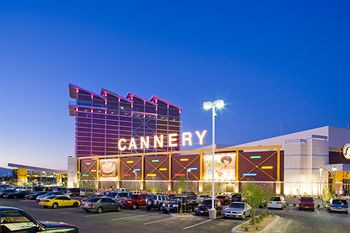 Eastside Cannery Casino Hotel