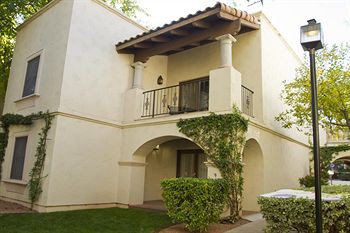 Los Abrigados Resort & Spa