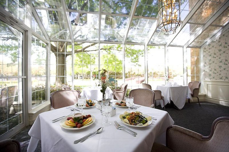 Cooper Hotel Conference Center & Spa