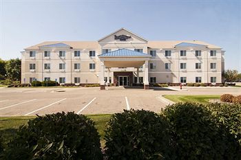 Lexington Inn & Suites - Stillwater/Minneapolis